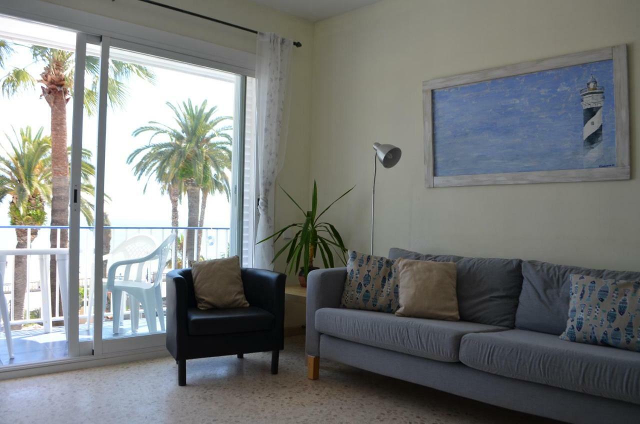 Seafront Sitges Apartment Exterior photo
